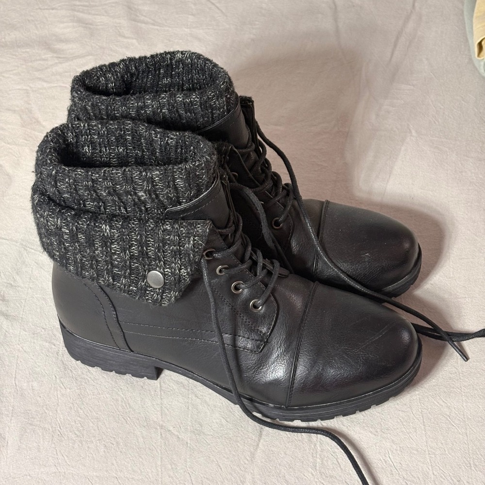 Jessica Cline Womens Black Combat Boots Knit Sweater Cuff Lace Up Lug Sole‎ 8.5